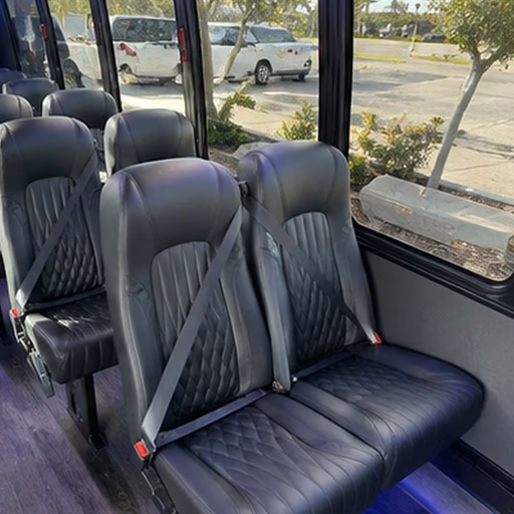 plantation 25 passenger minibus rental