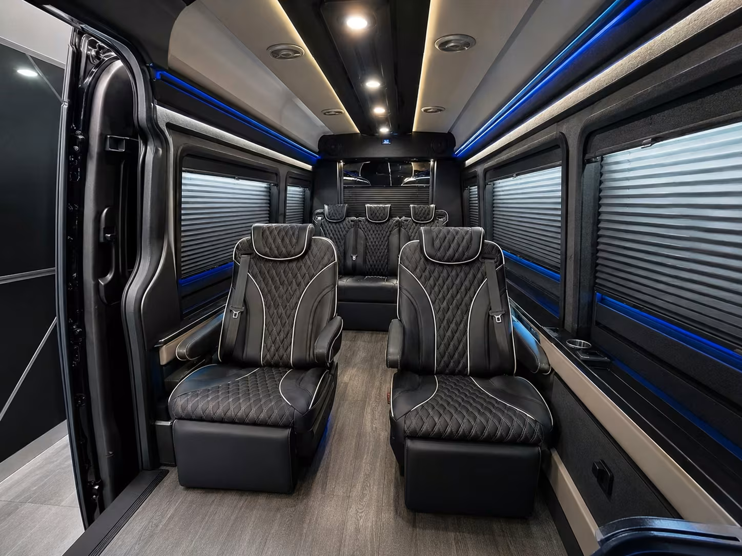 plantation bus rentals for port everglades and portmiami cruises