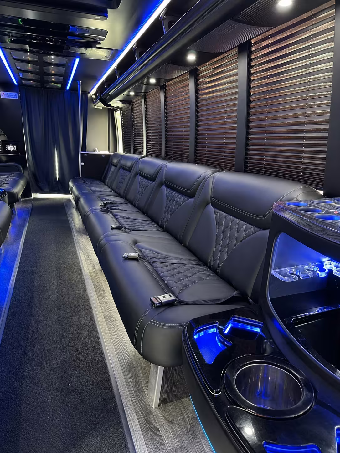 plantation party bus rentals for pre show concert rides